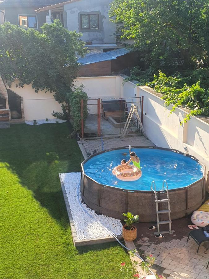 Pretty Garden Villa Orşova Екстериор снимка