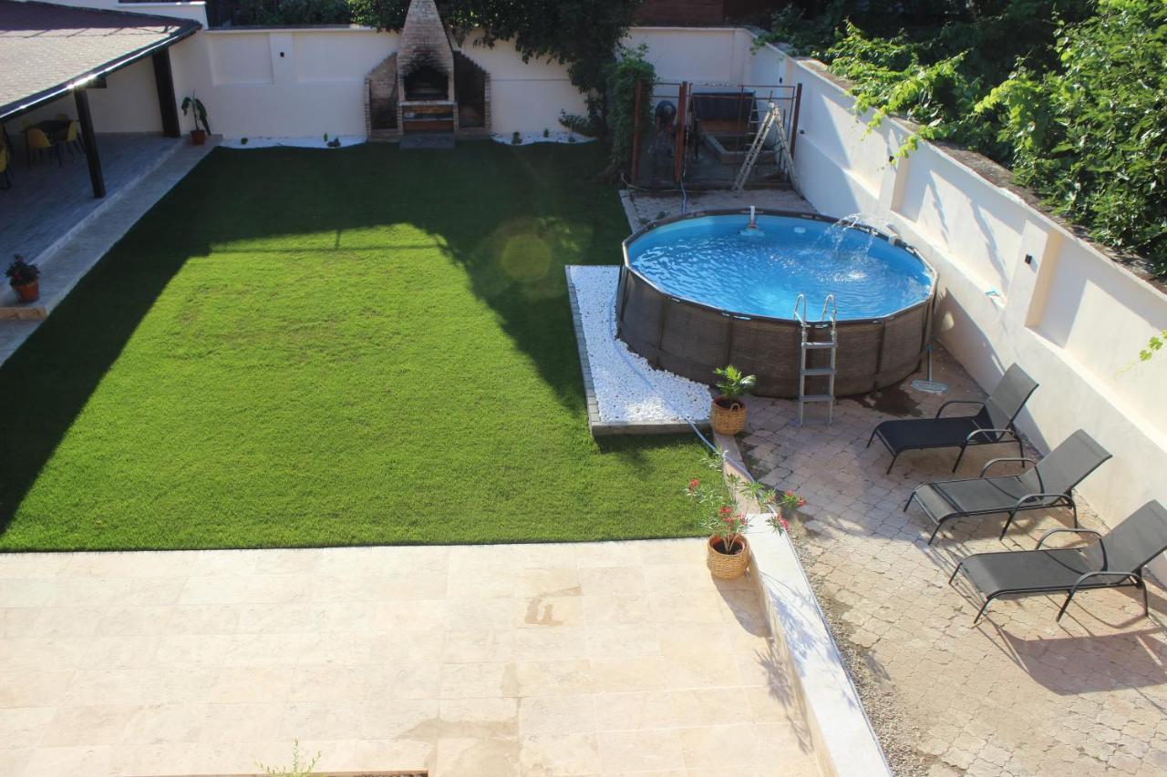 Pretty Garden Villa Orşova Екстериор снимка