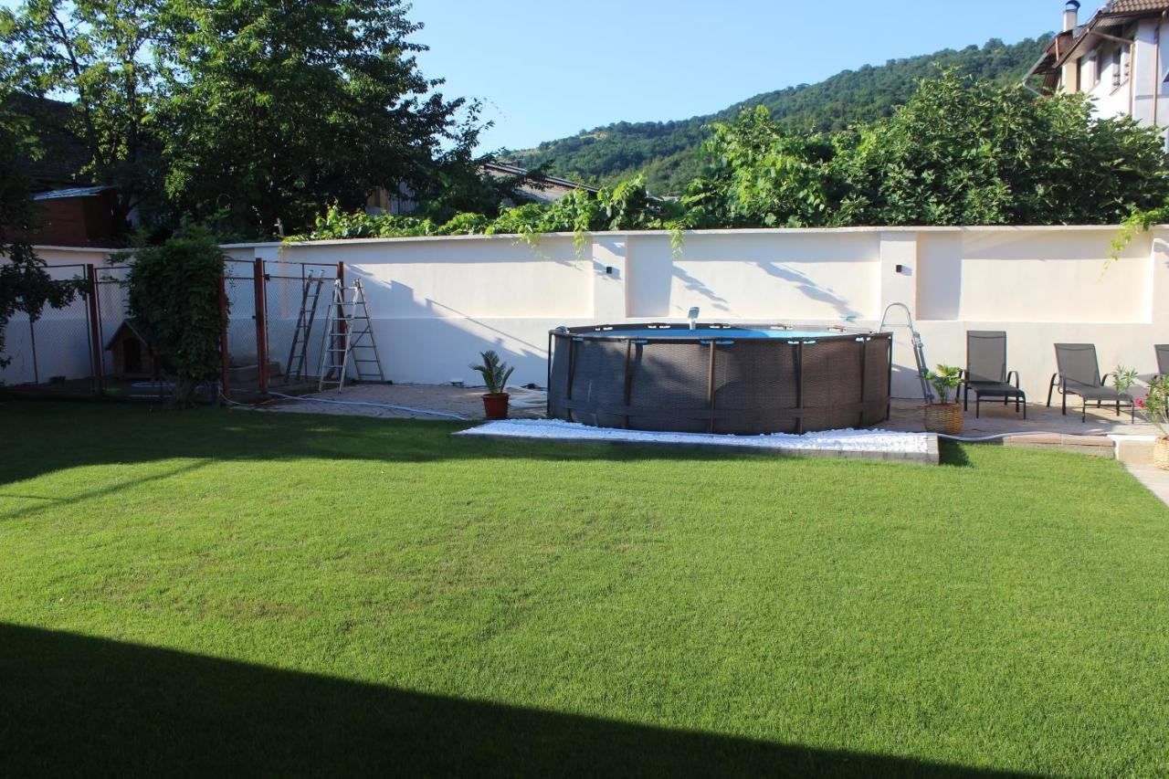 Pretty Garden Villa Orşova Екстериор снимка